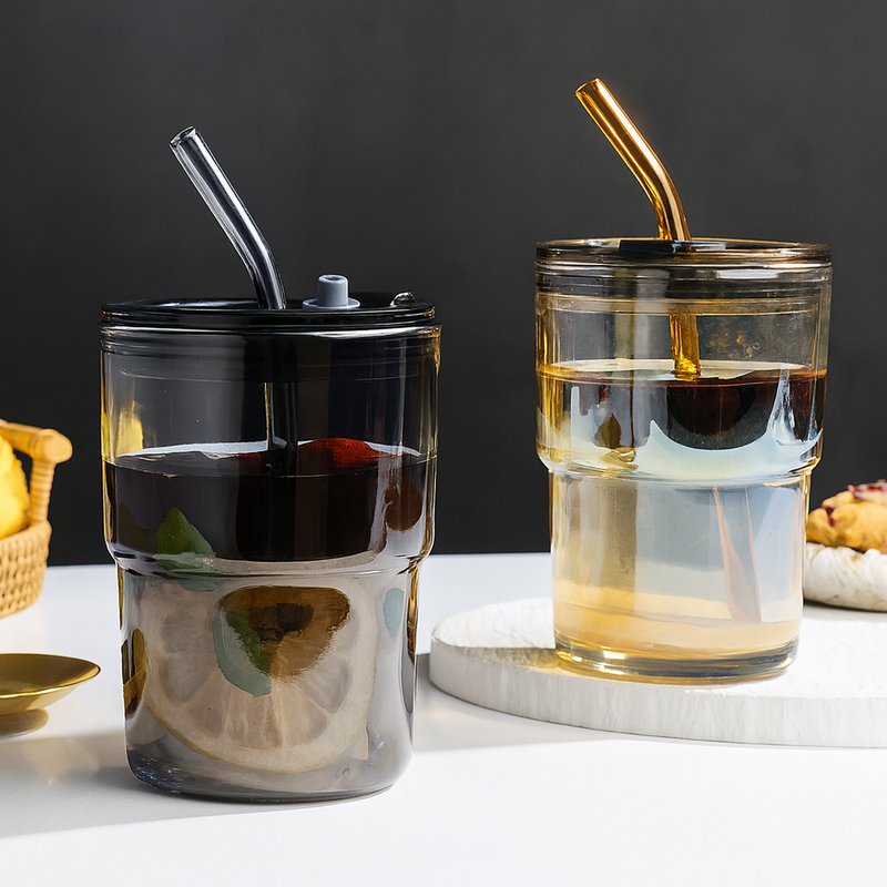 Copo De Vidro Com Canudo Tampa e Vedação 450ML Dourado